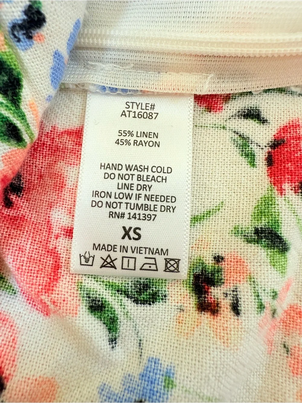 Astr brand label